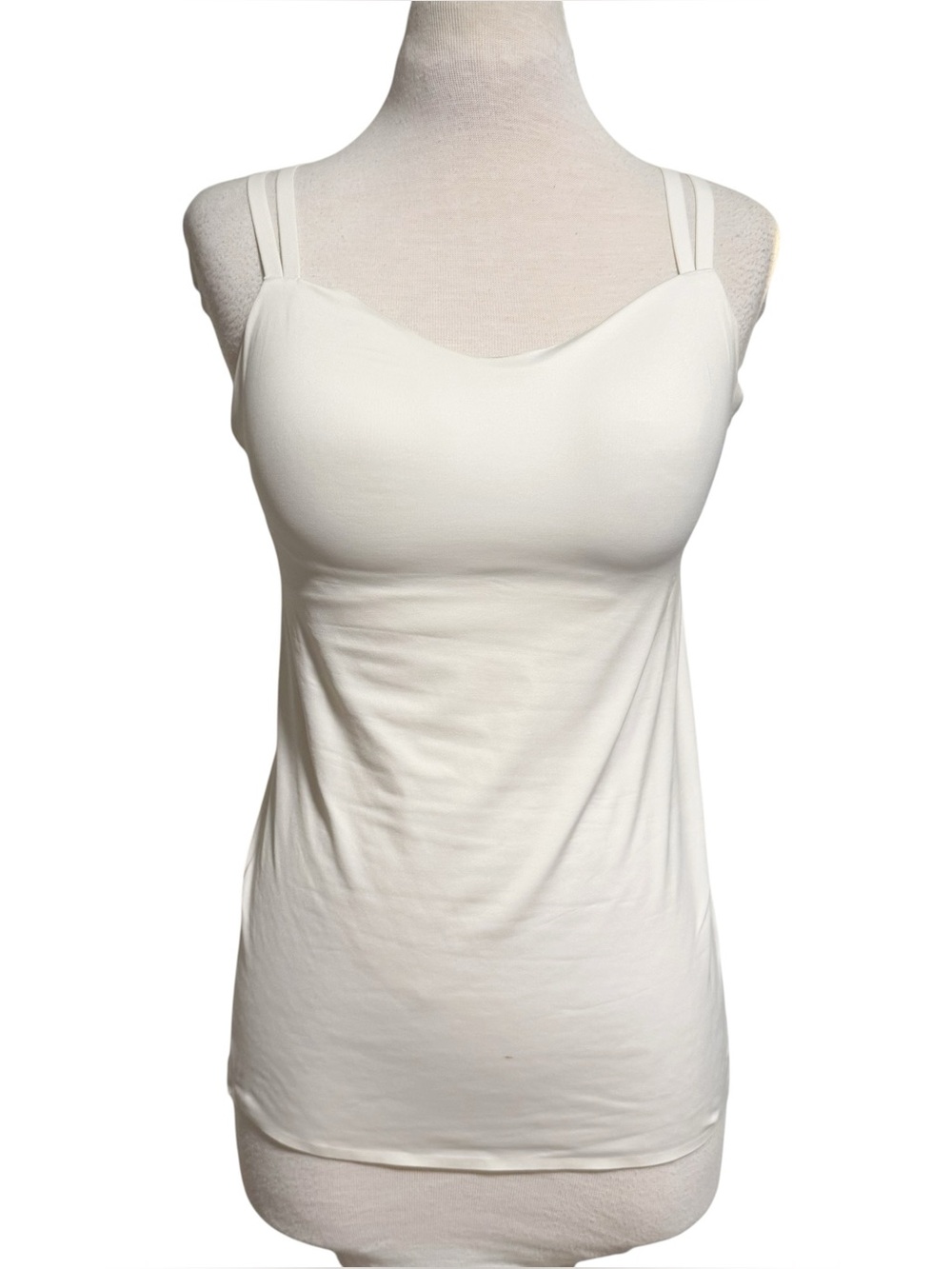 UNIQLO AIRism Bra Camisole Tank Top Built-In Bra Cross Back White Size M